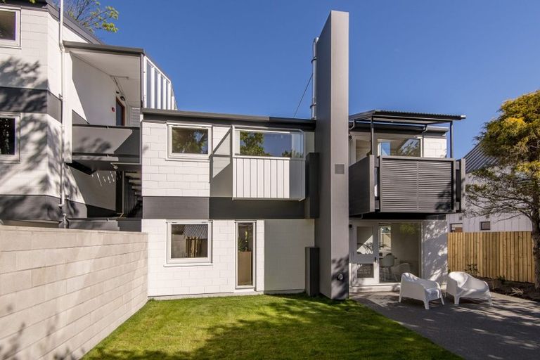 Photo of property in 1/63 Papanui Road, Merivale, Christchurch, 8014