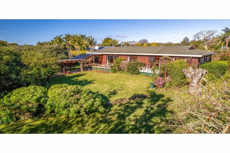 Photo of property in 57 Landing Road, Kerikeri, 0230