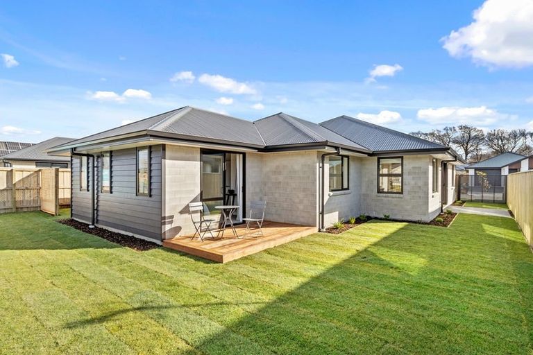 Photo of property in 11 Quinn Crescent, Woodend, 7610