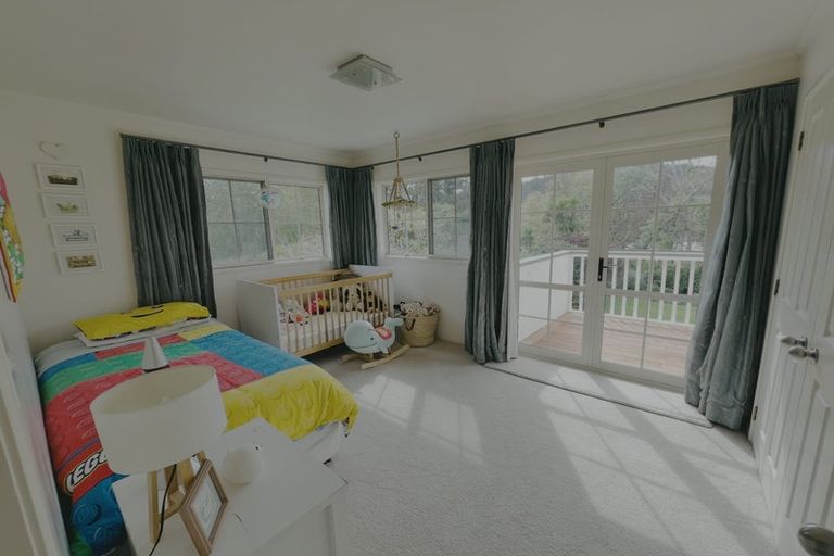 Photo of property in 1098 Peak Road, Helensville, 0875