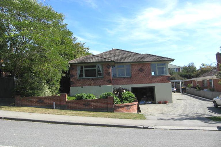 Photo of property in 32 Avenue Road, West End, Timaru, 7910