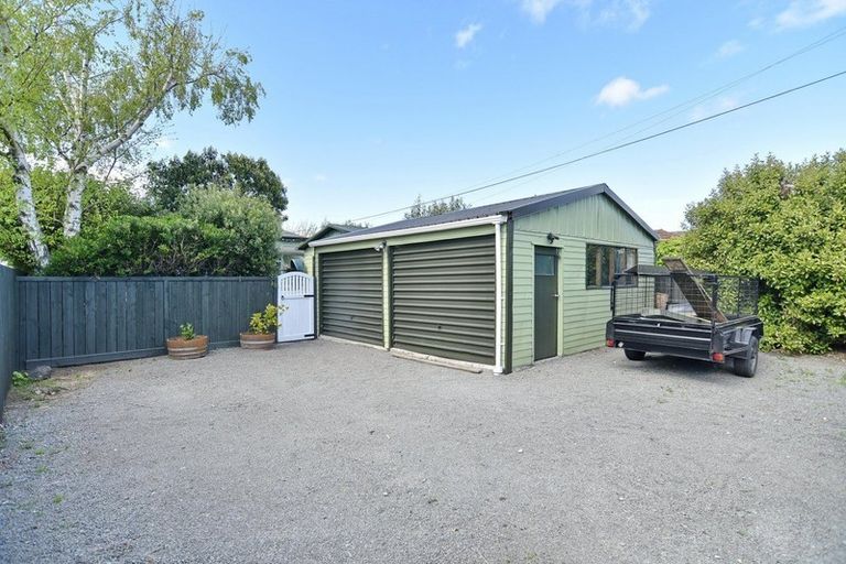 Photo of property in 98 Hargood Street, Woolston, Christchurch, 8062