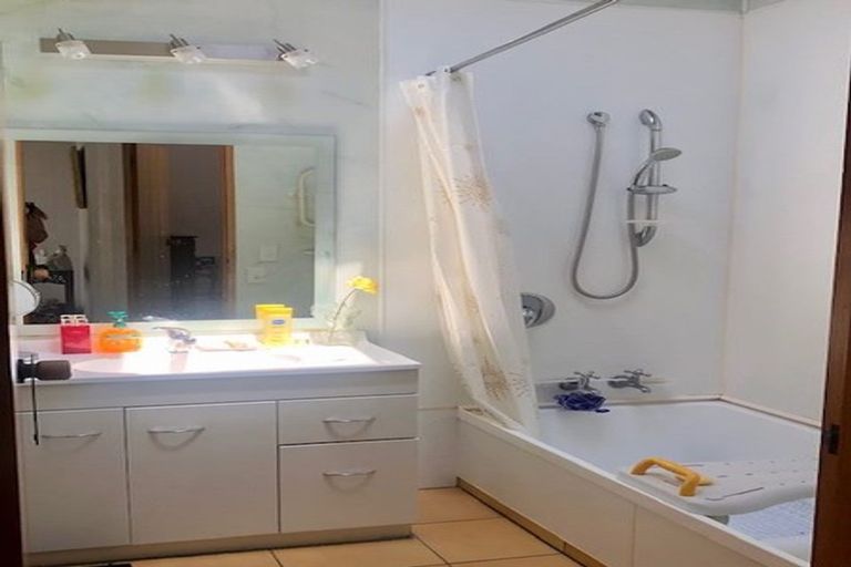 Photo of property in 1/2 Gill Road, Lowry Bay, Lower Hutt, 5013