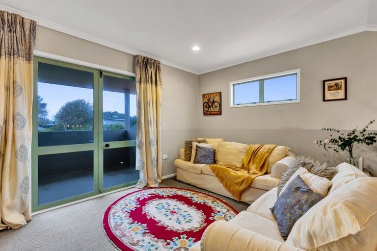 Photo of property in 96c Branch Road, Highlands Park, New Plymouth, 4312