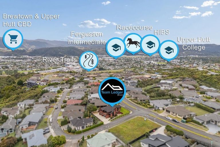 Photo of property in 115 Kirton Drive, Riverstone Terraces, Upper Hutt, 5018