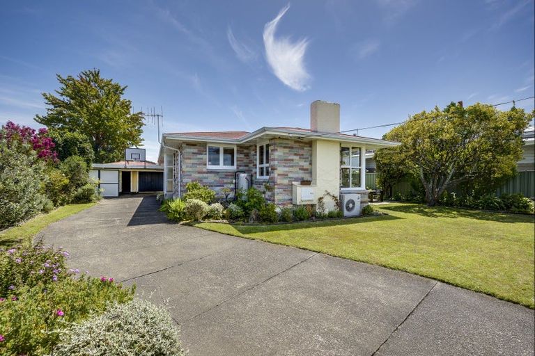 Photo of property in 4 Totara Street, Taradale, Napier, 4112