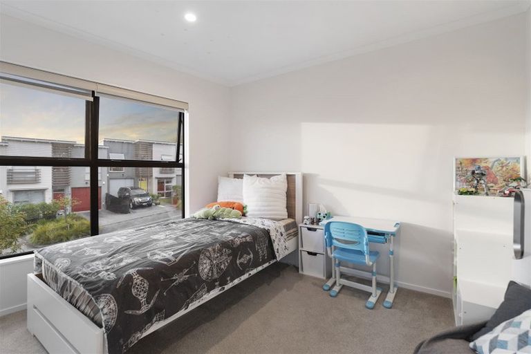 Photo of property in 7 Oioi Road, Hobsonville, Auckland, 0616