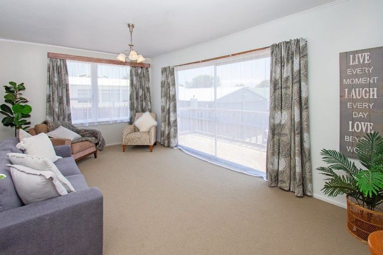 Photo of property in 50 Watts Road, Manurewa, Auckland, 2102