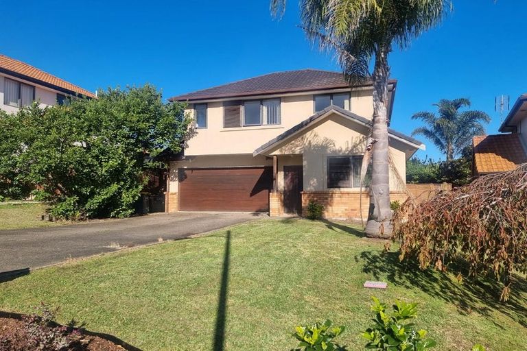 Photo of property in 21 Ashurst Lane, Greenhithe, Auckland, 0632