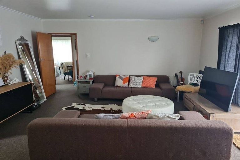 Photo of property in 1/81 Christmas Road, Manurewa, Auckland, 2102