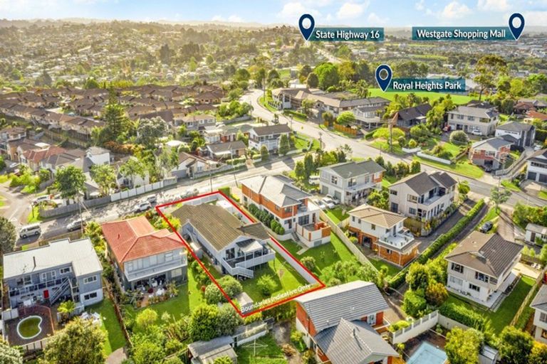 Photo of property in 6 Colwill Road, Massey, Auckland, 0614