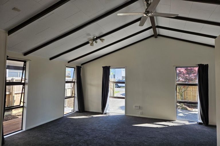 Photo of property in 2/42 Heywood Terrace, Richmond, Christchurch, 8013