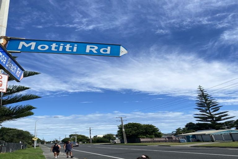 Photo of property in 36 Motiti Road, Papamoa Beach, Papamoa, 3118
