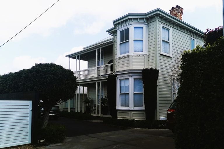 Photo of property in 11b Mays Street, Devonport, Auckland, 0624