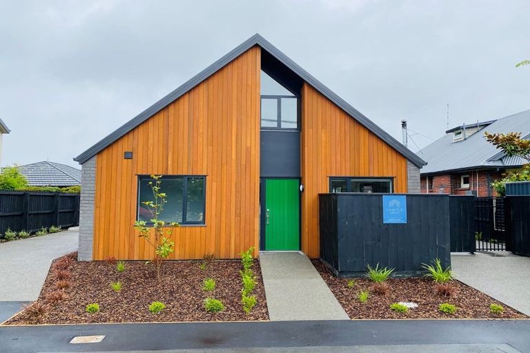 Photo of property in 1/7 Strauss Place, Somerfield, Christchurch, 8024