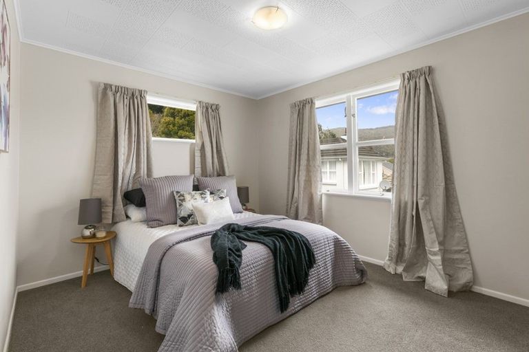 Photo of property in 296 Naenae Road, Naenae, Lower Hutt, 5011