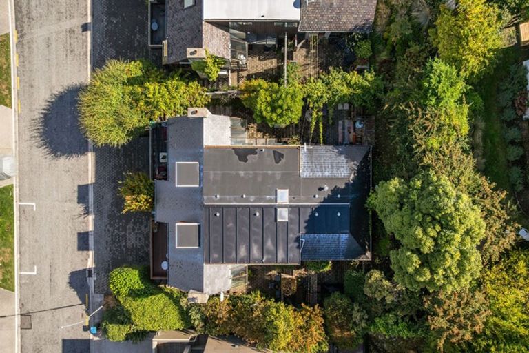 Photo of property in 14 Earnslaw Terrace, Queenstown, 9300