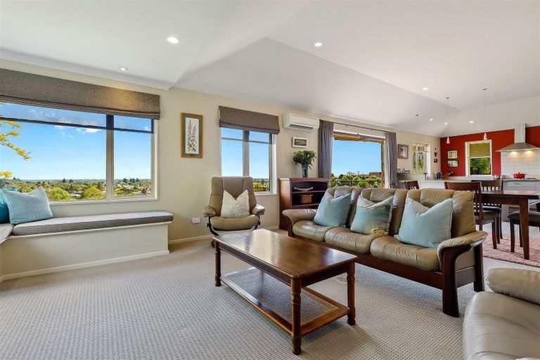 Photo of property in 8 Benjamin Lane, Huntsbury, Christchurch, 8022