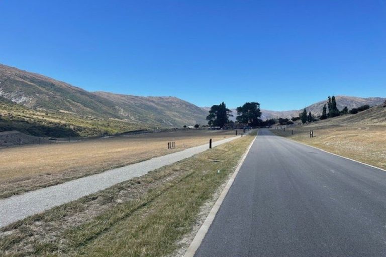 Photo of property in Gibbston Resort, 121 Toms Creek Road, Gibbston, Queenstown, 9371