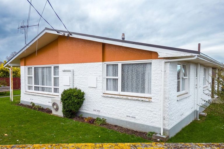 Photo of property in 16 Opie Street, Waimate, 7924