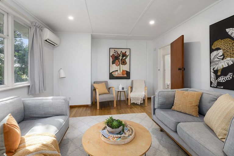 Photo of property in 57b Ranui Terrace, Tawa, Wellington, 5028