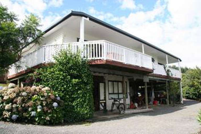 Photo of property in 32 Herbert Drive, Whangamata, 3620