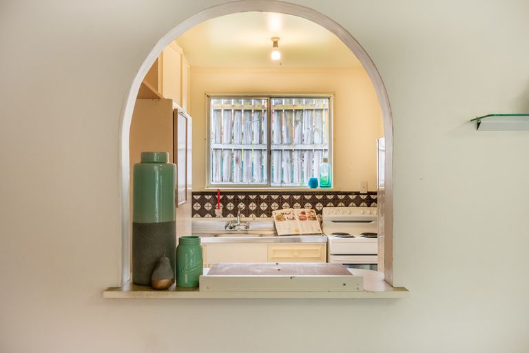 Photo of property in 1/10 Miro Street, New Lynn, Auckland, 0600