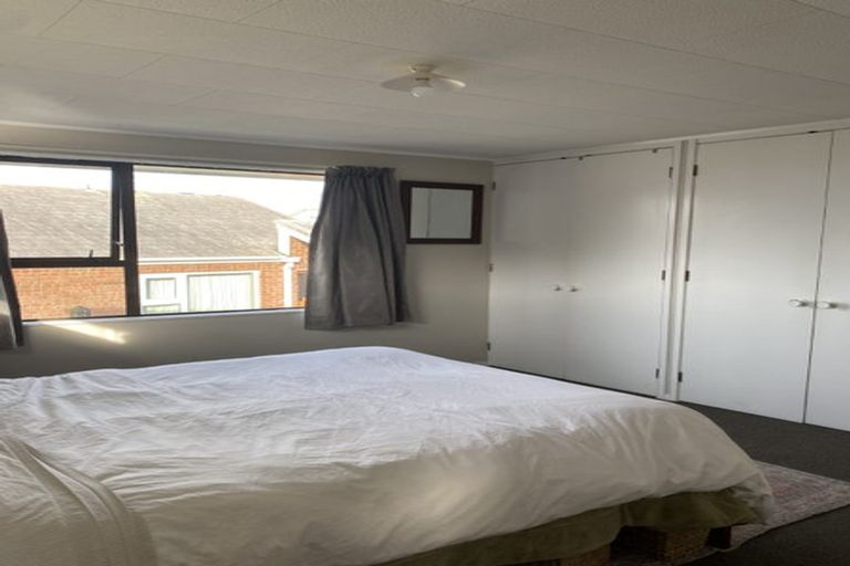 Photo of property in 15 Welland Place, Island Bay, Wellington, 6023