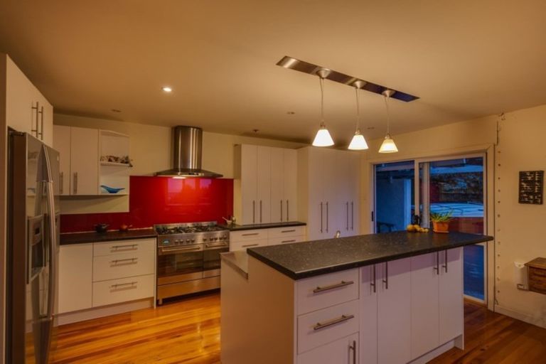 Photo of property in 93 Mount Pleasant Road, Mount Pleasant, Christchurch, 8081