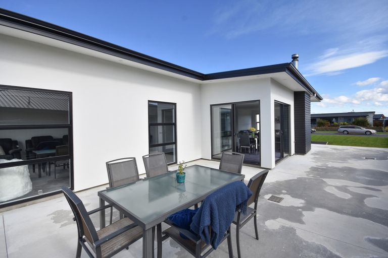 Photo of property in 6 Anderton Crescent, Mosgiel, 9024