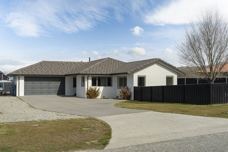 Photo of property in 58 Missy Crescent, Mount Pisa, Cromwell, 9383