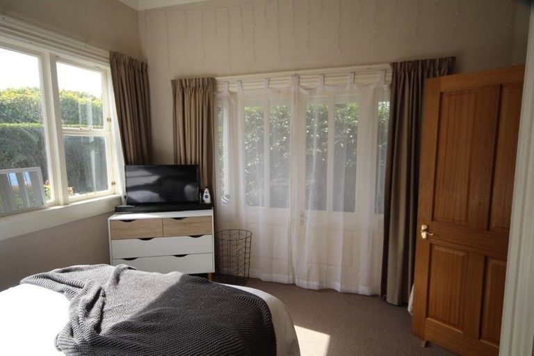 Photo of property in 61 Law Street, Caversham, Dunedin, 9012