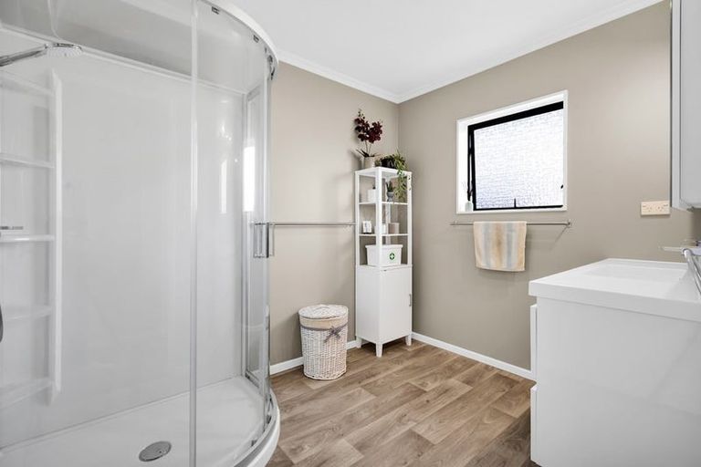 Photo of property in 3 Webster Street, Westown, New Plymouth, 4310