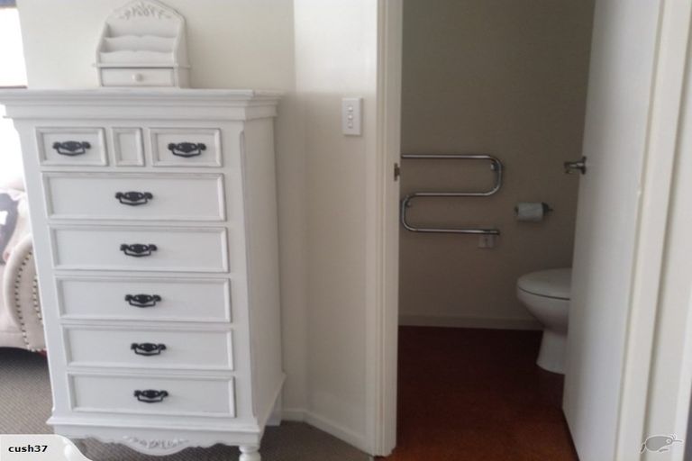 Photo of property in 88 Salamanca Road, Sunnynook, Auckland, 0620