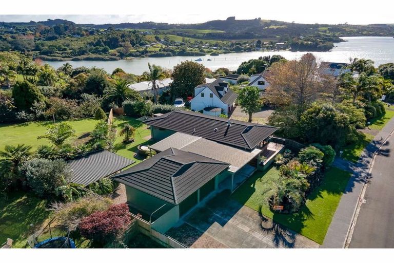 Photo of property in 68 Reinga Road, Kerikeri, 0230