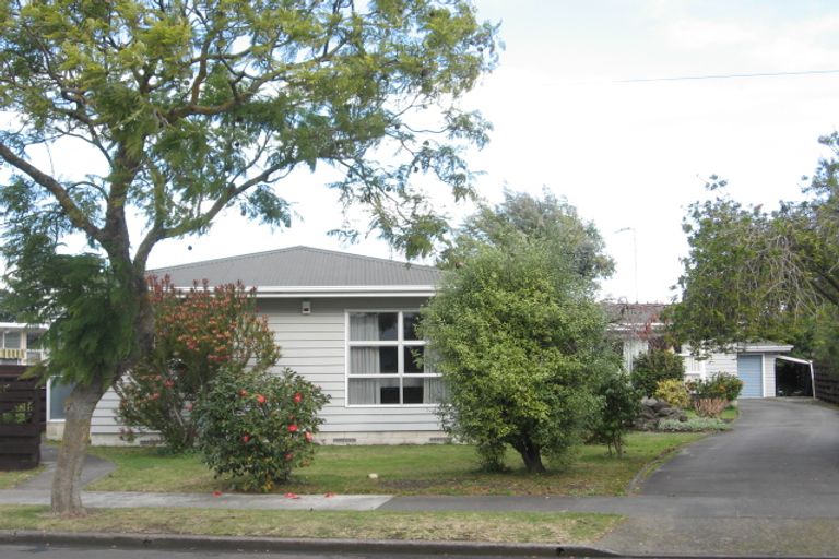 Photo of property in 18 Veronica Avenue, Marewa, Napier, 4110