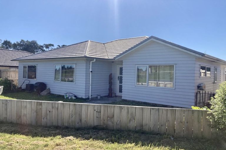 Photo of property in 7 Sauterne Road, Kumeu, 0810