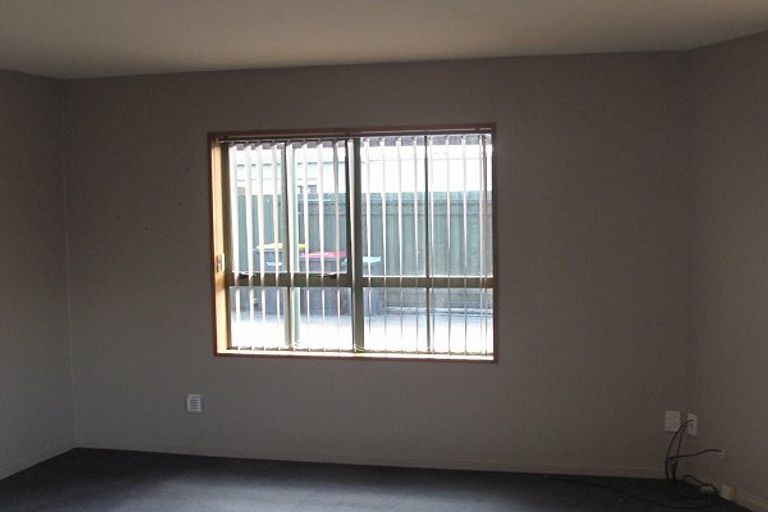 Photo of property in 2/77 Leaver Terrace, North New Brighton, Christchurch, 8083