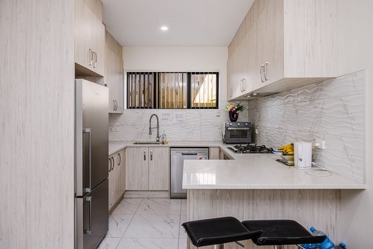 Photo of property in 5/97 Great South Road, Manurewa, Auckland, 2102