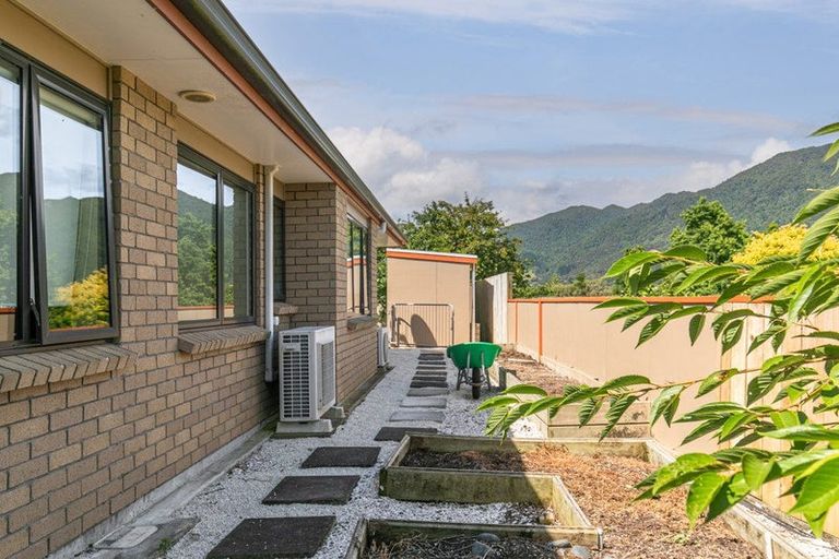 Photo of property in 6 Vogel Place, Te Aroha, 3320