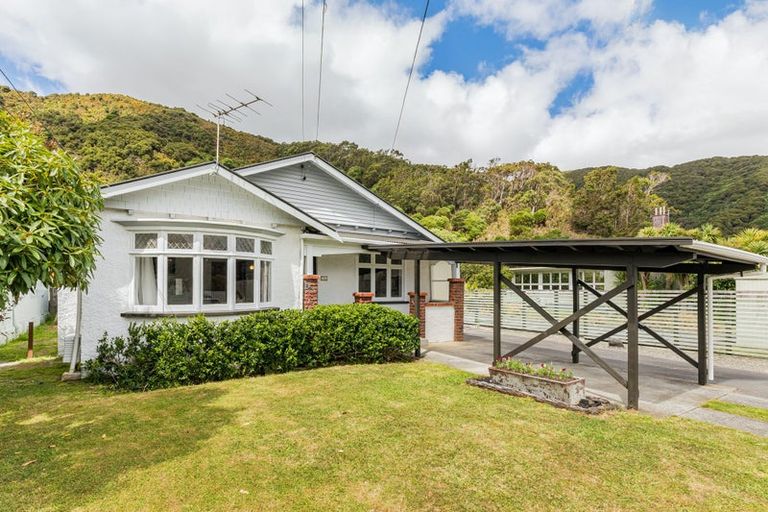 Photo of property in 105 Wyndrum Avenue, Waterloo, Lower Hutt, 5011