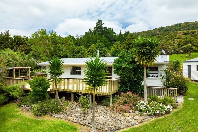 Photo of property in 6754 State Highway 12, Waimamaku, Kaikohe, 0473