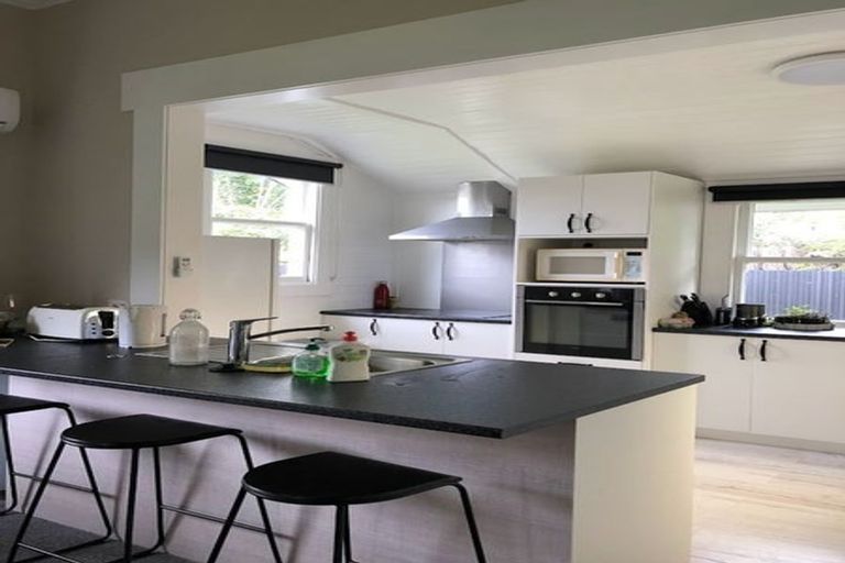 Photo of property in 1 Nixon Street, Hamilton East, Hamilton, 3216