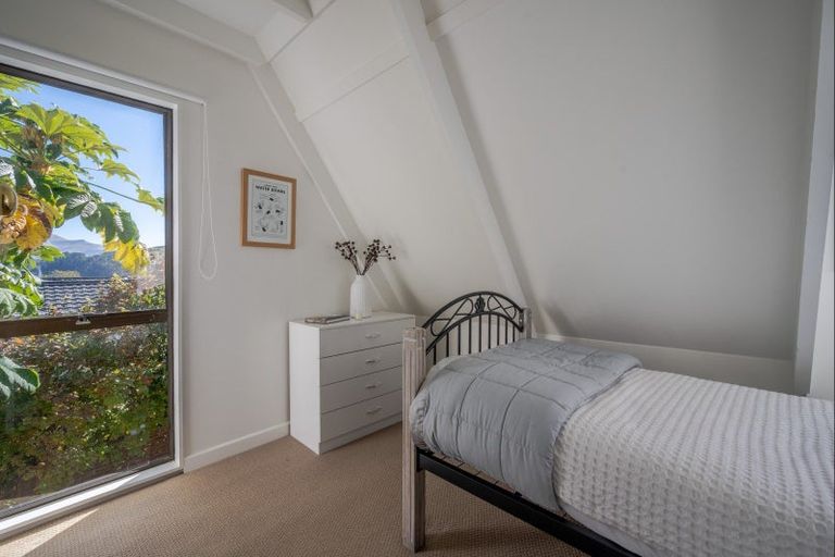 Photo of property in 32 Rue Balguerie, Akaroa, 7520