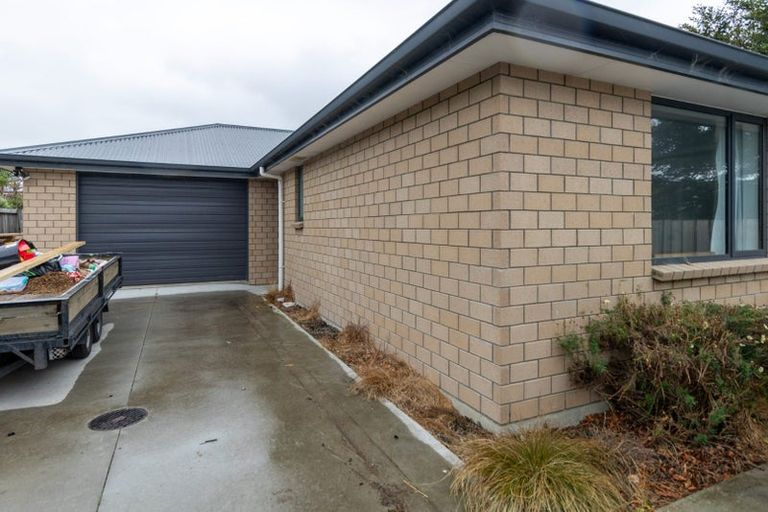 Photo of property in 81 Severn Street, Clifton, Invercargill, 9812