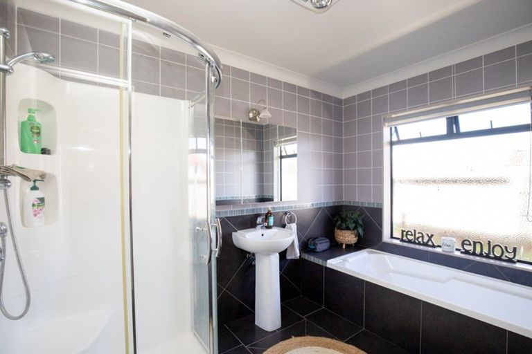 Photo of property in 43a Darlington Street, Ngatea, 3503