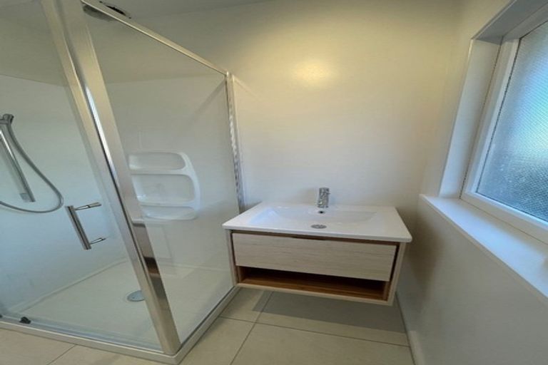 Photo of property in 1/27 Hills Road, Edgeware, Christchurch, 8013