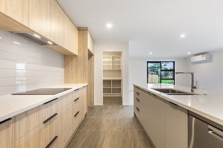 Photo of property in 20a Mclarin Road, Glenbrook, Waiuku, 2681