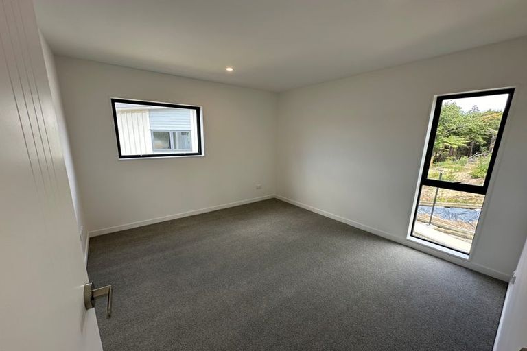 Photo of property in 60 Tiri Tiri Road, Birkdale, Auckland, 0626