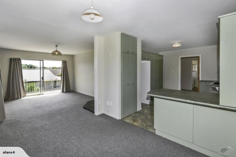 Photo of property in 2/33 Northfield Road, Casebrook, Christchurch, 8051